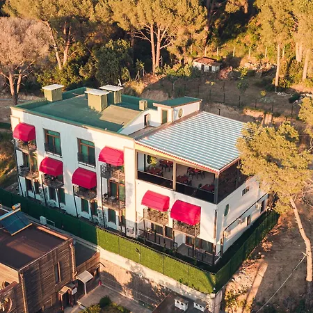 Camra فندق *